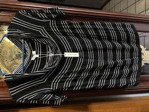 Max Studio Women's XS Black & White Striped SS Top